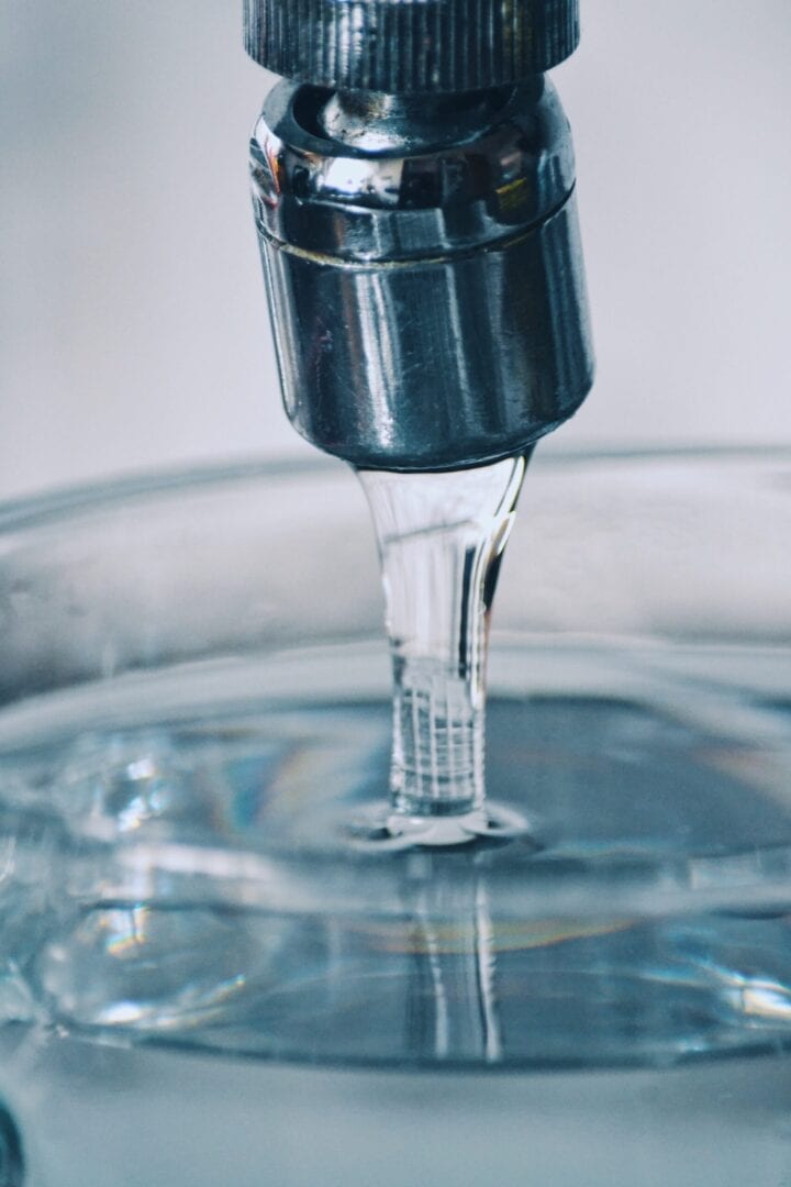 Clear water splash